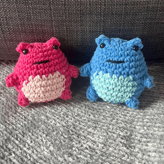 Couple grenouilles